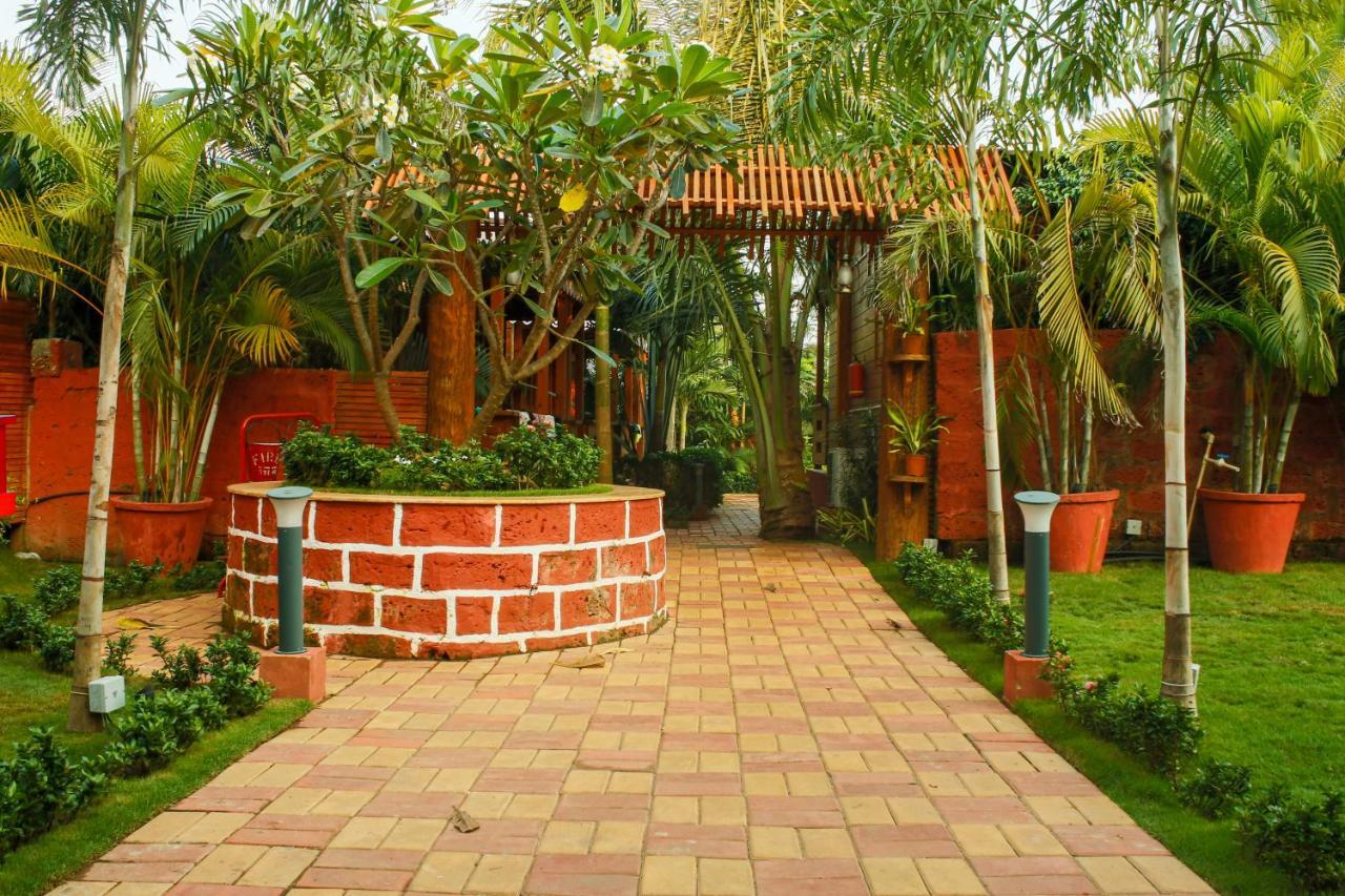 Grand Vatika Resort Arambol Exterior foto