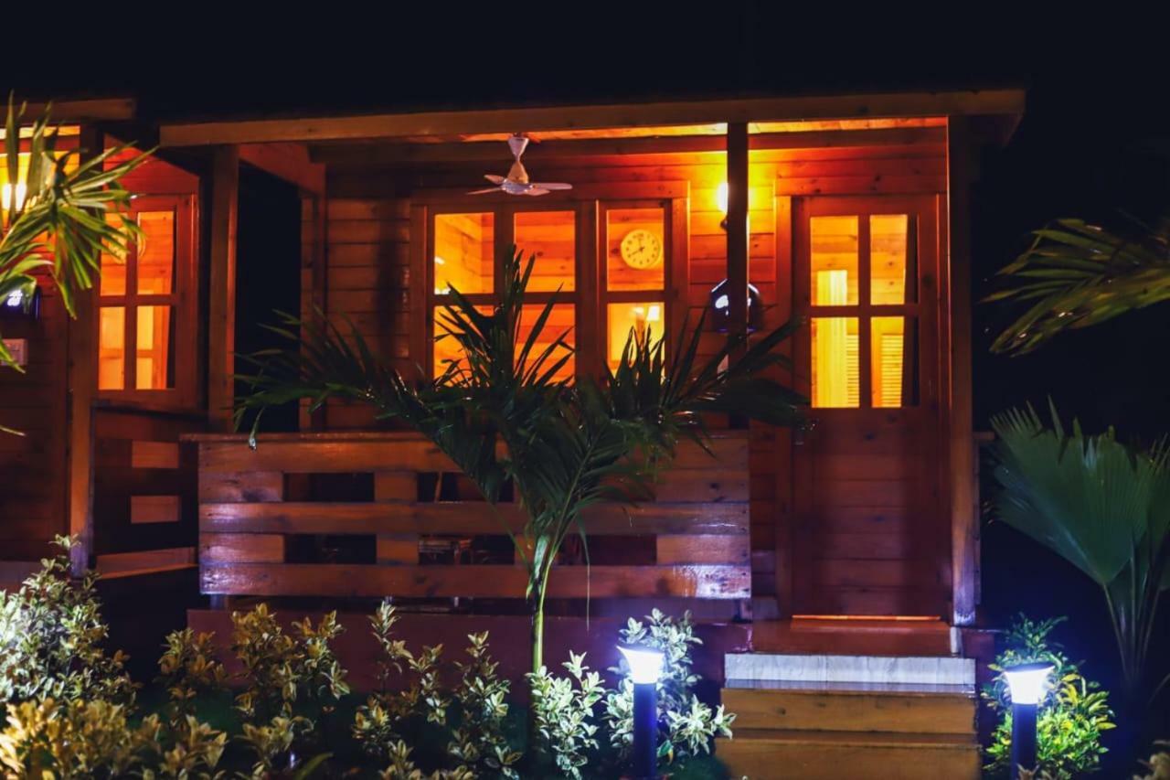 Grand Vatika Resort Arambol Exterior foto